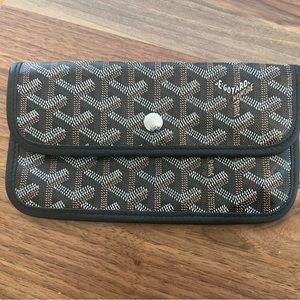 Authentic Goyard pouch